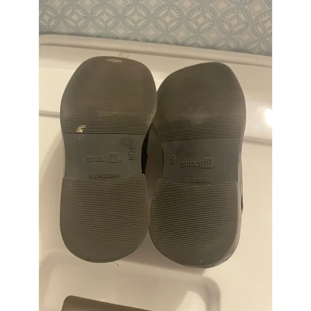 Smart Fit black slip on dress shoes toddler boys size 9 - fair condition